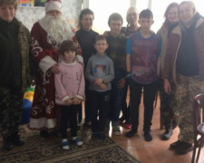 Авдеевских особенных детей с Днем святого Николая поздравили сверстники из Николаевской школы (ФОТО)