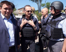 Прифронтовую зону Донбасса посетили главы МИД