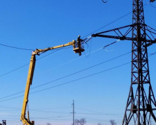Энергетики на Донбассе более 16 тысяч раз восстанавливали электроснабжение в прифронтовой зоне
