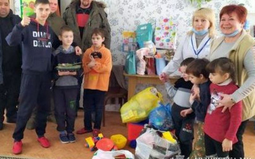 В Авдіївці вихованці реабілітаційного центру отримали подарунки від дітей із Закарпаття