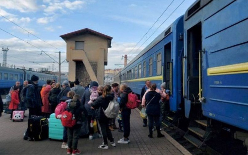 Евакуаційні потяги на 19 квітня