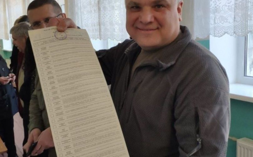 Глава ВГА Авдеевки рассказал о выборах и продемонстрировал бюллетень (ФОТО)