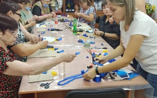 Для підопічних терцентру провели майстер-клас до Дня Незалежності