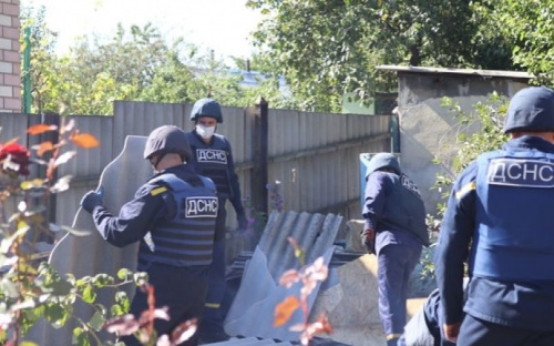 В Авдіївці рятувальники ДСНС відновили більше 130 пошкоджених обстрілами будинків 