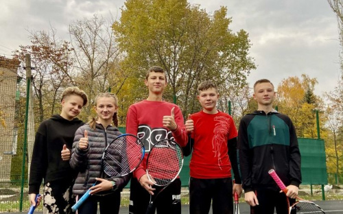 Современное оборудование и новый формат тренировок: спортсмены  протестировали теннисную пушку (ВИДЕО)