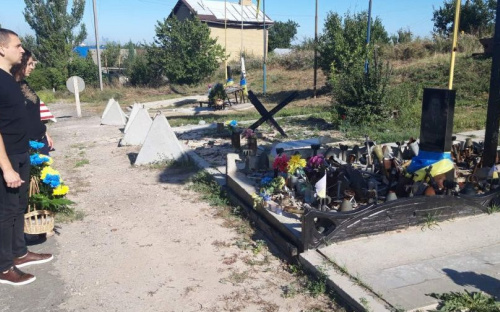 В Авдіївці вшанували пам’ять загиблих борців за свободу та незалежність (ФОТО)