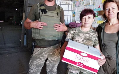 Авдеевские «симики» порадовали женщин-военнослужащих