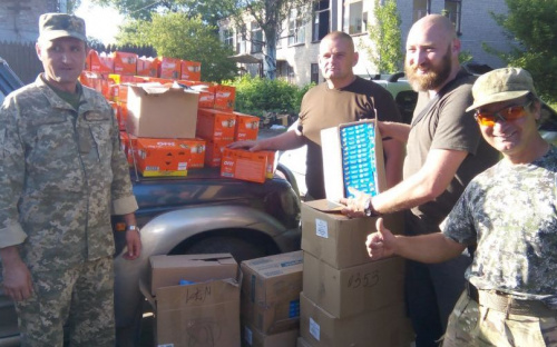Офицеры группы Cimic Avdeevka доставили помощь гражданским и военным