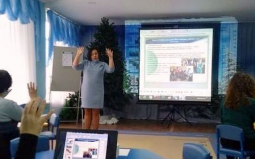 На міському методоб'єднанні обговорили взаємозв'язок роботи логопеда та практичного психолога 
