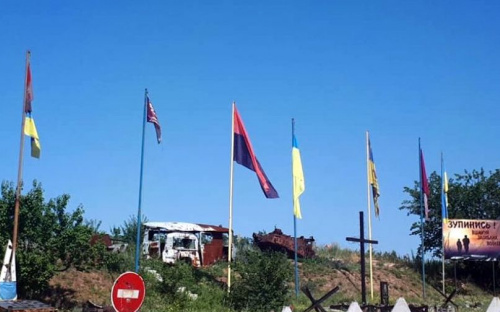 Активисты Авдеевки проводят акцию ко Дню освобождения города