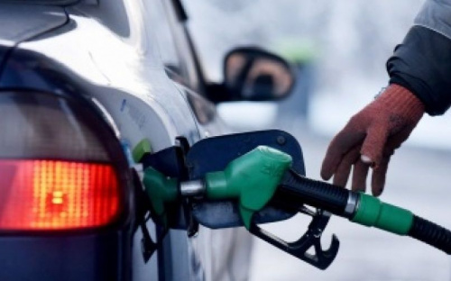 Вперше в історії Україна почала випускати нову марку бензину