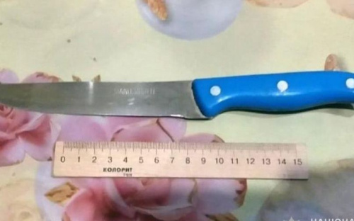 С ножевым ранением доставлен в больницу местный житель
