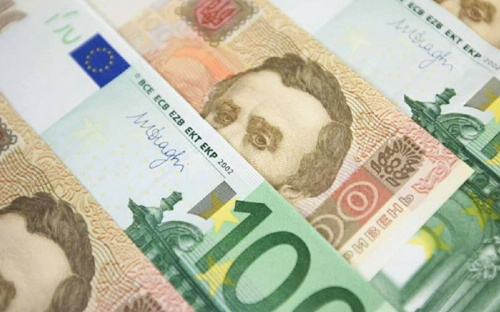 Українці в Німеччині можуть обміняти готівкову гривню на євро