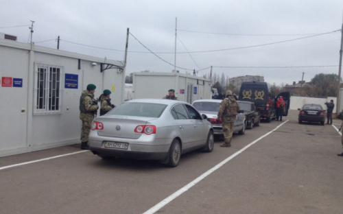 Агентство  ООН по делам беженцев   оказывает техпомощь КПВВ на Донбассе, чтобы сократить  очереди
