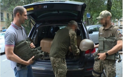 Військові медики отримали зручну амуніцію від Метінвесту