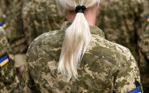 У Міністерстві оборони можуть зробити добровільною постановку на військовий облік жінок