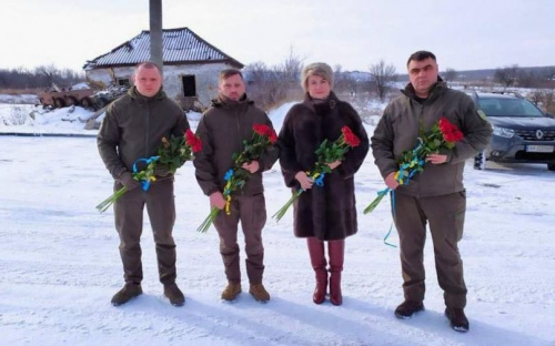 До Дня Соборності України в Авдіївці вшанували загиблих захисників Вітчизни
