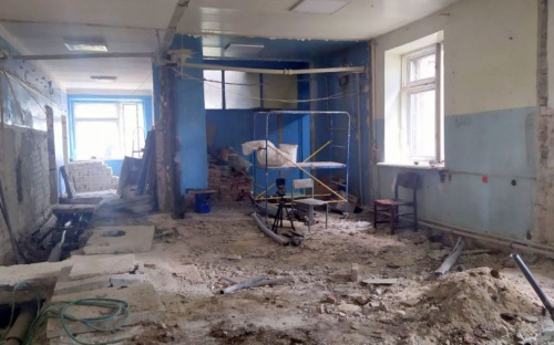 В Авдеевке обновляют лабораторию городской больницы