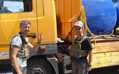 Авдіївські комунальники роблять усе можливе задля стабільності процесу роздачі води містянам