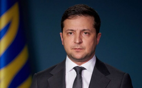 На Банковій розповіли, чому не можуть підвищити зарплати бюджетникам