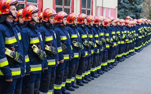 Рятувальники Авдіївки запрошують місцевих школярів до навчання у закладах ДСНС України