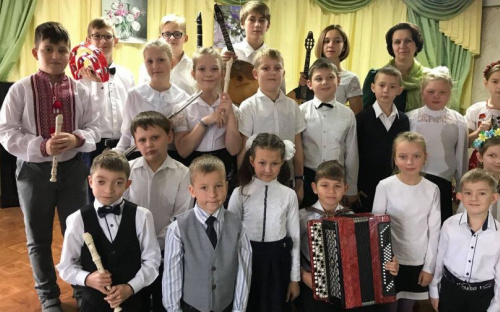 В Авдеевке ждут юных музыкантов