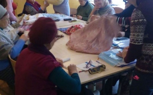 В Авдеевке учили делать обереги