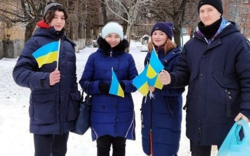 Скаути Авдіївки в День Соборності провели для містян  креативну акцію