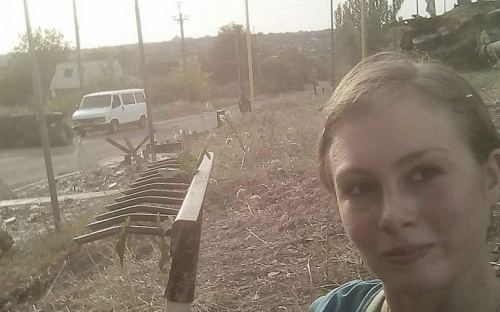 На мемориале в районе авдеевской промзоны наводят красоту