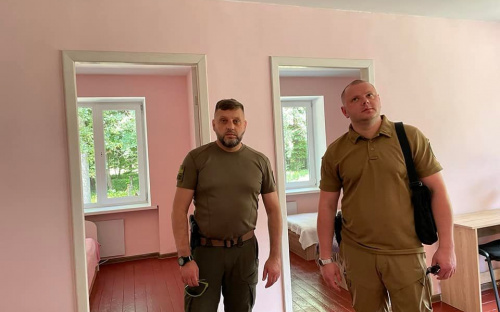 Представники Авдіївської влади вивчали умови майбутнього перебування переселенців в Умані та  Кам'янському