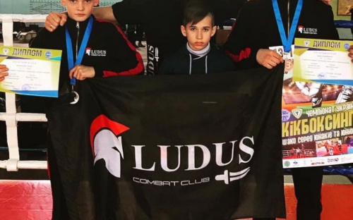 Спортсмены Авдеевки показали высокие результаты на чемпионате Украины по кикбоксингу 