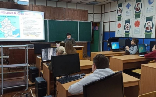 Авдеевка поддержала культурно-просветительский проект «Донбасс - это Украина!»