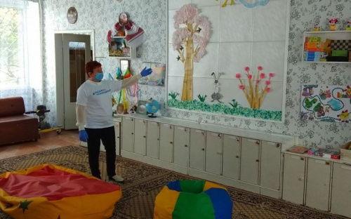 «Искорка» продолжает помогать особенным детям Авдеевки