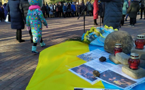 Авдіївка долучилася до відзначення Дня Гідності та Свободи (ФОТО)