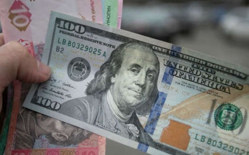 Курс валют на 7 липня: скільки коштує безготівкова гривня та курс в касах банків