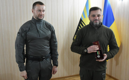 Начальнику Авдіївської МВА Віталію Барабаш вручили Державну нагороду