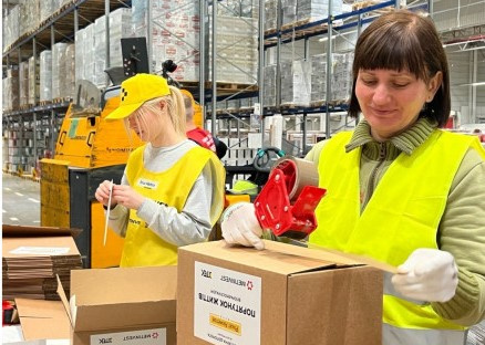Продуктові набори для прифронтових областей: міжнародна мережа ALDI стала партнером «Рятуємо життя»
