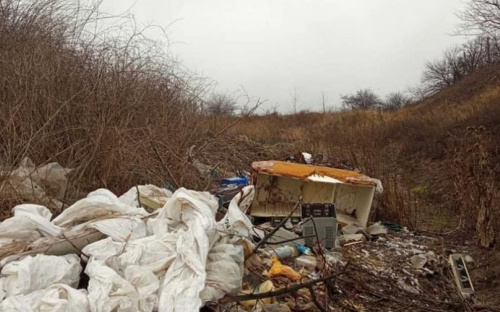 І знову проблема із сміттям в Авдіївці