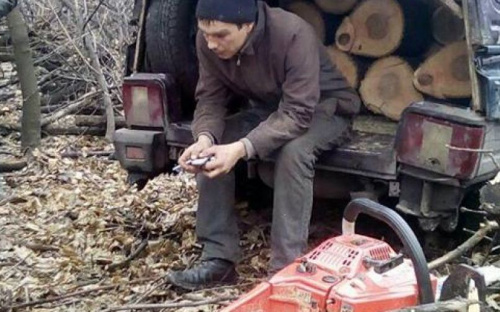 В Авдеевское отделение полиции передали «черных лесорубов» (ФОТО)