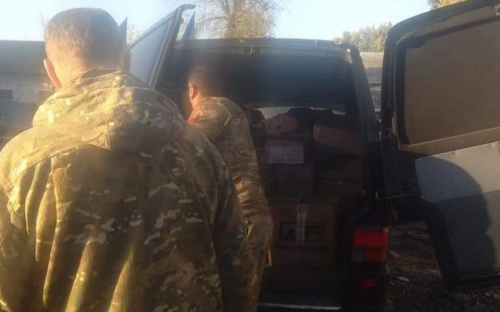 Волонтеры привезли помощь авдеевским стражам порядка