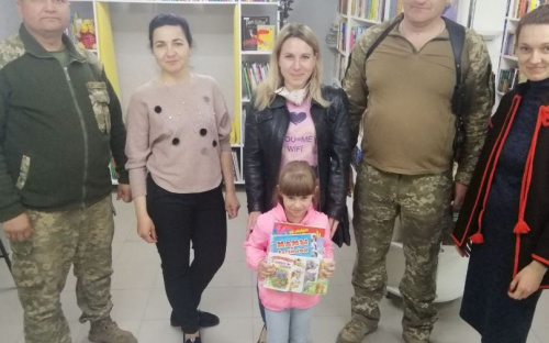 В Авдеевке подвели итоги конкурса рисунков на асфальте и викторины 
