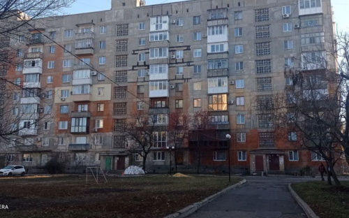 Жители дома №10 в квартале Юбилейном в рамках конкурса «Преобразим Авдеевку вместе!» реализовали свой энергосберегающий проект