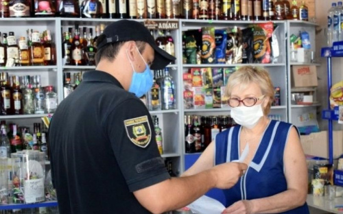 Полиция провела профилактический рейд по магазинам Авдеевки