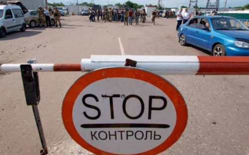 В МинВОТ рассказали о загруженности КПВВ на Донбассе и росте числа пересечений линии соприкосновения