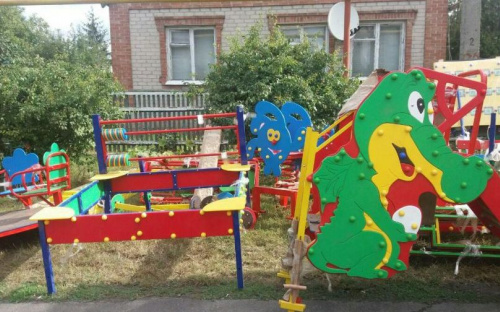 Долгожданная детская площадка появится в старой части Авдеевки (ФОТОФАКТ)