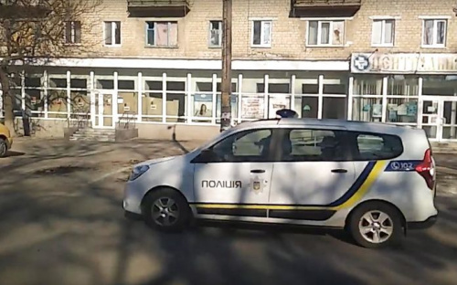 Поліцейські Авдіївки доставили до лікарні поранену дитину