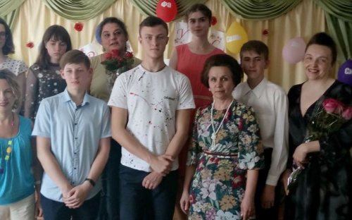 В Авдеевке состоялся юбилейный музыкальный выпуск (ФОТО)