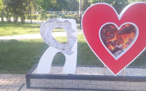 Акт вандализма в Авдеевке - поврежден арт-объект