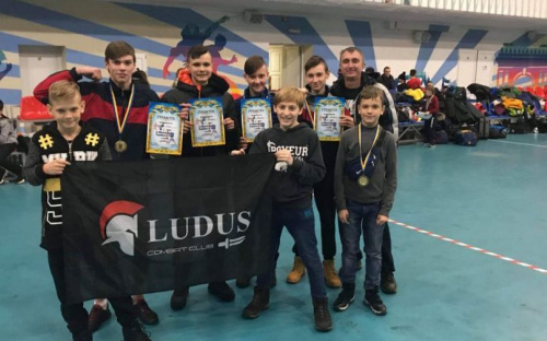 Авдеевцы на чемпионате Украины по ушу-саньда: красиво выступили, но задачу не выполнили (ФОТО)