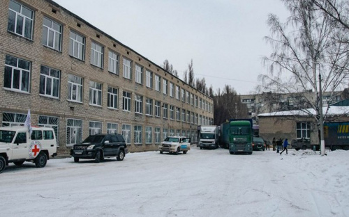 Где в Авдеевке находятся пункты выдачи гумпомощи?